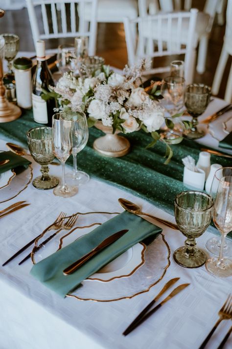 Elegance Emerald Green Table Runner Wedding, Green Table Runner Wedding, Emerald Green Table Runner, Emerald Green Table, Emerald Green Wedding, Table Runner Wedding, Green Table Runner, Emerald Green Weddings, Table Runners Wedding