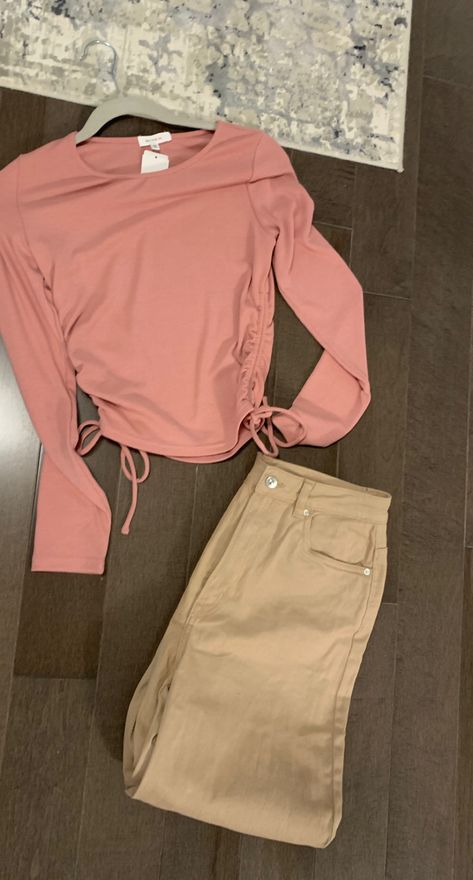 Color Combos Outfit, Add Me On Snapchat, Fashion Corner, Cute Lazy Outfits, Casual Day Outfits, Easy Trendy Outfits, Crop Top Outfits, Simple Trendy Outfits, Modest Fashion Outfits