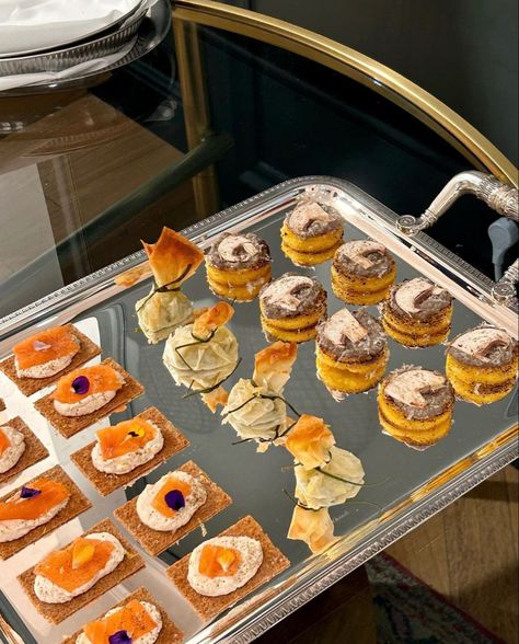 Luxury Canapes Food, Canapes Aesthetic, Christmas Catering, Canapes Recipes, Italian Dinner Party, Xmas Dinner, Charcuterie Platter, Food Concept, Supper Club