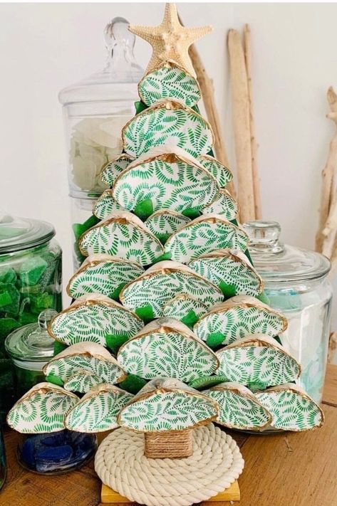 Seashell Christmas Tree Ideas Seashell Christmas Trees, Shell Christmas Ornaments Diy Seashell Crafts, She’ll Christmas Tree, Sand Dollar Christmas Tree, Sea Shell Wreath Ideas Diy, Oyster Shell Crafts Christmas, Christmas Beach House, Sand Dollar Crafts Ideas, Oyster Shells Crafts