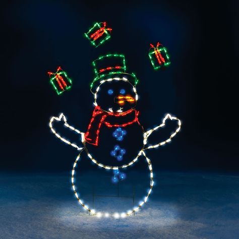 Hammacher Schlemmer - Gift 2016 - The 5 Foot Animated Juggling Snowman. Animated Christmas Decorations, Outdoor Christmas Decorations Yard, Line Animation, Snowman Christmas Decorations, Christmas Yard Decorations, Christmas Yard, Animated Christmas, Decorating With Christmas Lights, Juggling