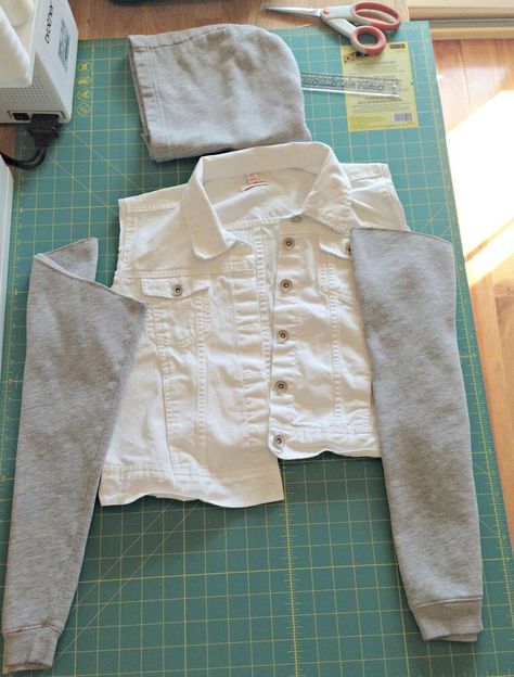 Sweatshirt Diy Ideas, Diy Jeans Jacket, Hoodie Free Pattern, Refashion Jeans, Sweatshirt Diy, Jean Jacket Diy, Jean Jacket Hoodie, Sweatshirt Refashion, Hoodie Diy