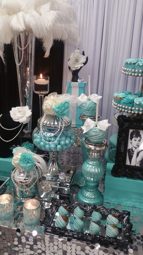 Tiffany Blue Centerpieces Birthday Party, Tiffany And Co Dessert Table, Tiffany Blue Graduation Party, Tiffany Blue Sweet 16 Ideas, Tiffany Decorations Party, Tiffany Themed Party, Tiffany Theme Party Decorations, Tiffany Party Themes, Tiffany And Co Sweet 16