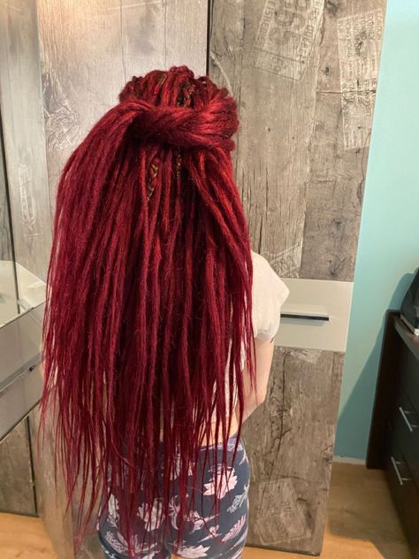 Whimsical Waves: Playful Hairstyles with a Touch of Flair Dark Red Dreadlocks, Haircuts With Straight Hair, Playful Hairstyles, Rasta Dreadlocks, Red Dreadlocks, Red Dreads, Rasta Hair, Dreadlocks Men, Black Red Hair