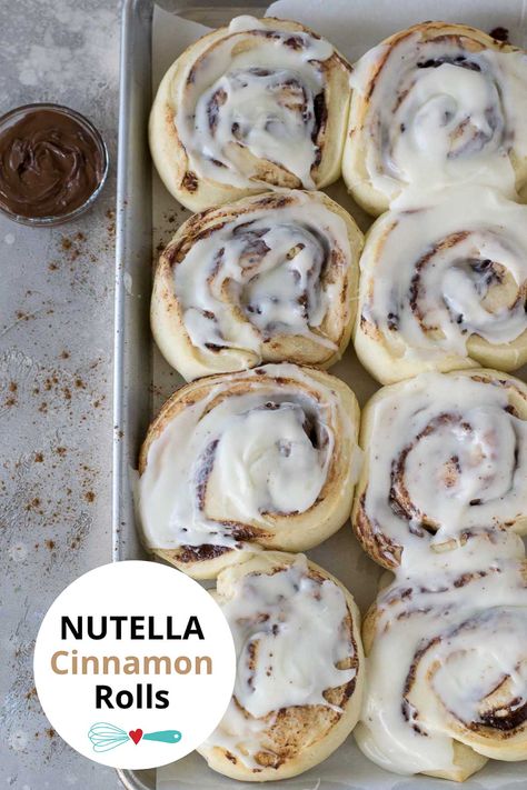 Nutella Cinnamon Rolls Nutella Buns, Nutella Cream Cheese Frosting, Nutella Cinnamon Rolls, Berry Banana Bread, Nutella Rolls, Nutella Breakfast, Smash Cake Recipes, Nutella Muffins, Homemade Nutella