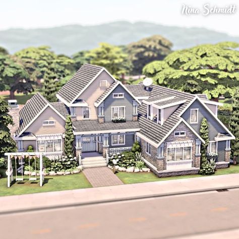 Nina Schmidt on Instagram: "LARGE FAMILY HOUSE 🏡 Speed Build & Download on YouTube | Link in Bio Gallery ID: ninahschmidt or #NinaSchmidt @thesims #thesims4 #thesims4builds #thesimscasas #sims #thesims #showusyourbuilds #simscommunity #simstagram" Sims 4 House With Guest House, Medium Sims 4 House, Sims 4 Large House Floor Plan, Back Of A House, Sims 4 Houses Large Family, Family House Layout Sims 4, Sims Four House Ideas, Aesthetic Sims 4 House No Cc, The Sims4 House Download