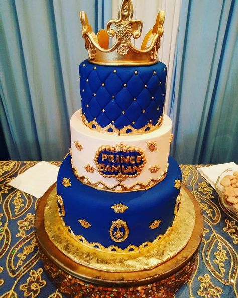 Prince Cake Ideas, Royal Birthday Theme, Prince Theme Cake, Royal Birthday Cake, Royal Prince Cake, Royal Prince Birthday Theme, Prince Themed Birthday Party, Prince Birthday Cake, Prince Baby Shower Cake