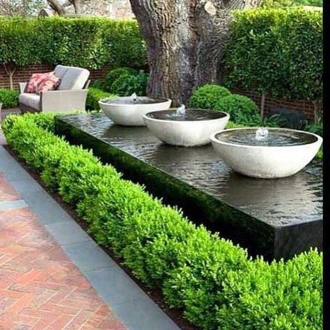 Modern Water Feature, Taman Air, Indoor Water Features, Outdoor Water Features, Fountains Backyard, Backyard Water Feature, Garden Architecture, Water Features In The Garden, Garden Fountain