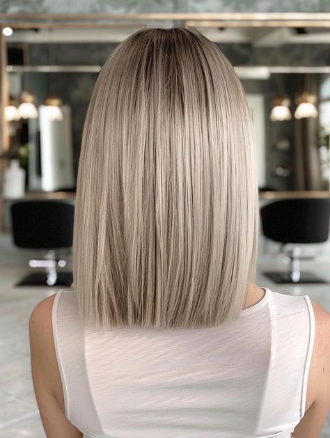 Long Bob Haircut Blonde, Blond Bob With Fringe, Balayage Hair Long Bob, Medium Thick Hair Cuts, Long Long Bob, Medium Length Haircut Bob, One Length Bob Medium, Blonde Long Bob Hairstyles, Long Bob Haircuts Straight