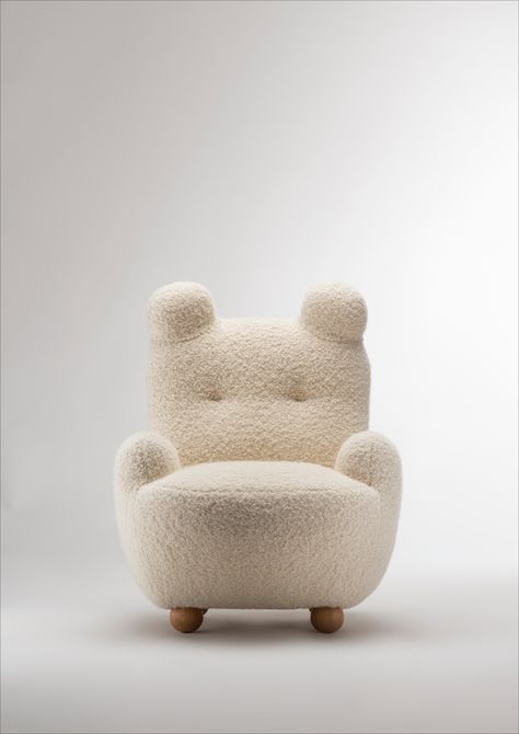 Photo: Jean-Pierre Vaillancourt #pierreyovanovitch #pierreyovanovitchmobilier #armchair #babybear #fabric #oak #furniture #furnituredesign Cute Armchair, Chair Sofa Design, Aesthetic Armchair, Chair For Kids Room, Kids Chair Design, Baby Sofa Chair, Kid Chair, Kid Sofa, Baby Sofa