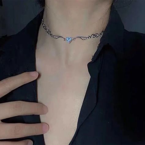 Grunge Chokers, Egirl Aesthetic, Wholesale Necklaces, Pearl Love, Romantic Necklace, Butterfly Pendant Necklace, Chain Choker Necklace, Choker Collar, Collar Jewelry