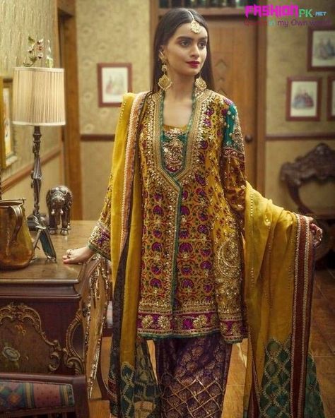 Fashion of Pakistan 2021 | Mustard is new Black Pakistani Mehndi Dress, Bridal Mehndi Dresses, Pakistani Mehndi, Mehndi Party, Shadi Dresses, Mehndi Dresses, Mehndi Dress, Mehendi Outfits, Pakistani Formal Dresses