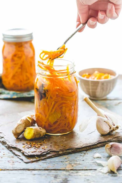 Ginger Pickled Carrots | Cookbook Giveaway | Canning | Fall | Vegetarian | Healthy Seasonal Recipes Ginger Carrots, Carrots Healthy, Pickled Foods, In A Pickle, Pickled Carrots, Pickled Ginger, Pickled Veggies, Pickled Vegetables, Canning And Preserving