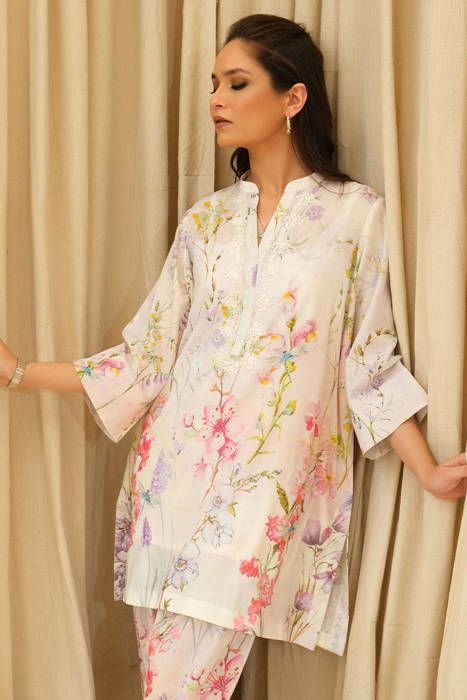 Frock Fashion, Print Chiffon Dress, Cord Set, Fashion Nova Outfits, Indian Dresses Traditional, Bachelorette Outfits, Dress Neck Designs, Dress Design Patterns, Kurti Neck Designs