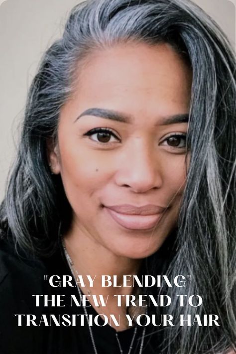 New hair trend: grey blending Grey Transition Hair Highlights, Grey Hair Streak, Balayage Hair Grey, Gray Blending, Gray Highlights, Silver Hair Highlights, Grey Hair Looks, Gray Balayage, Grey Highlights