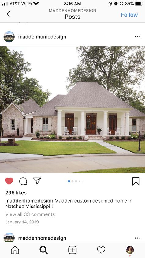 Acadiana Style Homes Louisiana, Southern Acadian Style Homes, Southern Style House Plans One Story, Acadian House Exterior, Acadian Style Homes Exterior, Acadian Style Homes Louisiana, Southern House Exterior, Cottage Addition, Acadian Style Homes