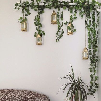 Vertical Garden Design, Artificial Hanging Plants, Fake Plants Decor, Boho Styl, Hanging Plants Indoor, Deco Nature, Hanging Vines, Bedroom Plants, Leaf Garland