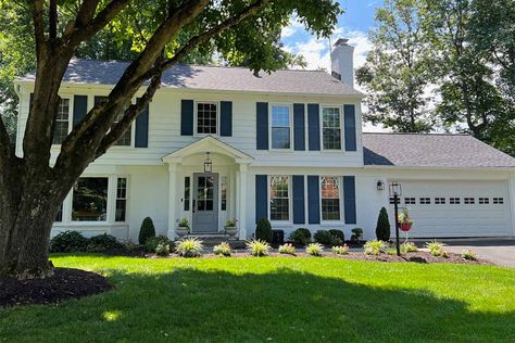 Portico Colonial, Portico Addition, Garrison Colonial Exterior, Colonial Portico, Brick And Siding Exterior, Garrison Colonial, Garrison House, Small Colonial, Portico Design