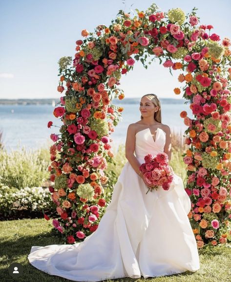 Tangerine And Pink Wedding, Bright And Bold Wedding Flowers, Sunset Blush Wedding, Bright And Colorful Wedding, Wedding Flowers Bright Colors, Pink And Orange Flowers Wedding, Pink And Orange Theme Wedding, Wedding Flowers Sunset Colors, Pink And Orange Wedding Arch