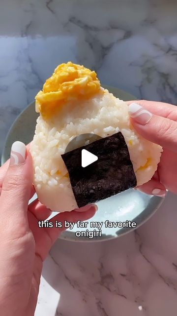 TIFF | Easy Recipes & Bento on Instagram: "Egg Salad Onigiri 🍳💛🍙 Will It Onigiri? Pt 22 🍙   #eggsalad #tamagosando #onigiri #onigirirecipe #willitonigiri #onigiriseries" Onigiri Recipe Easy, Egg Onigiri, Vegetarian Onigiri, Onigiri Filling Ideas, Veg Onigiri Recipe, Veg Onigiri, Best Onigiri Recipe, Easy Onigiri Recipe, Onigiri Filling