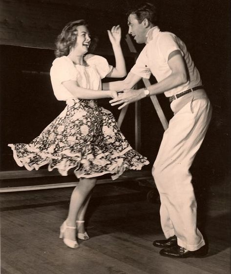 Dancing Together, Jimmy Stewart, Donna Reed, A Wonderful Life, Wonderful Life, White Photo, A Man, Dancing, Black And White