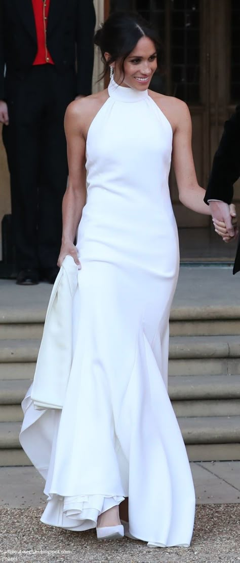 Megan And Harry Wedding, Wedding Reception Gowns, Harry And Meghan Wedding, Meghan Markle Wedding Dress, Harry Wedding, Meghan Markle Wedding, Princess Meghan, Prince Harry And Megan, Celebrity Wedding Dresses