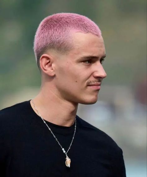 33 Stunning Buzz Cut Styles for Men – Svelte Magazine Pastel Buzzcut, Pink Buzzcut Men, Buzz Cut For Men, Buzz Cut Styles, Bleached Hair Men, Pink Short Hair, Baby Pink Hair, Haircut Names For Men, Buzz Cut Hairstyles