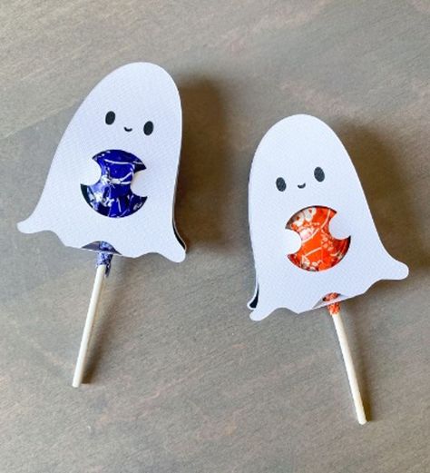 Halloween Sucker Holder Svg, Ghost Lollipop Holder, Halloween Cricut Candy Holder, Cricut Halloween Lollipop Holder, Ghost Candy Holder, Halloween Sucker Holder, Halloween Treat Crafts, Halloween Treats For Kids School Diy, Halloween Cardstock Crafts