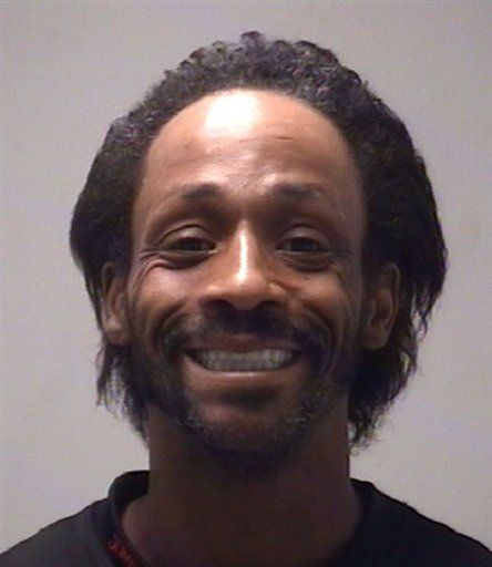 Comedian Katt Williams arrested for assault in Seattle - Local - MyNorthwest.com Prison Mugshots, Money Mike, Funny Mugshots, Celebrity Mugshots, Kat Williams, Katt Williams, Shot Photo, Oakland California, Stand Up Comedians