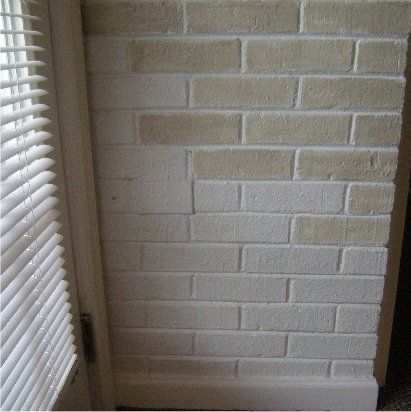 Staining brick to a light beige color but still leaving the look of the brick. Refacing Fireplace, Staining Brick, Place Painting, Farmhouse Reno, Brick Ideas, Red Brick Fireplaces, 1970s House, Interior Brick, How To Make Red