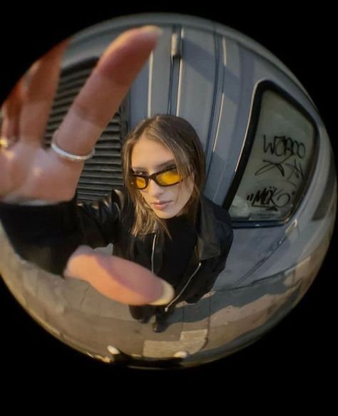 Fish Eye Face Perspective, Fisheye Perspective Reference, Fish Eye Photoshoot, Fish Eye Aesthetic, Fish Eye Lens Photos, Fish Eye Poses, Fisheye Photos, Fisheye Photography, Phone Attachment