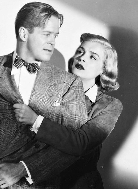 Dan Duryea and Lizabeth Scott for Too Late for Tears, 1949. Lizabeth Scott, Gloria Grahame, Fritz Lang, Old Hollywood Movies, Orson Welles, Tom Hanks, Black And White Portraits, The Villain, American Actors