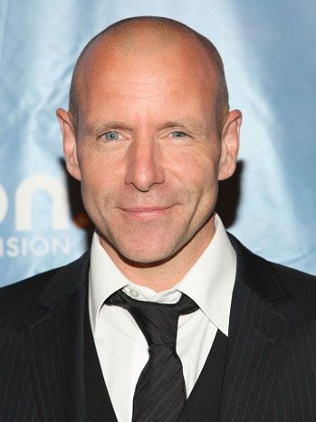 'Flashpoint's' Hugh Dillon to Guest Star on Syfy's 'Continuum' Hugh Dillon, Female Police, Durham County, Chief Marketing Officer, Male Actors, Hollywood Actors, Police Women, World Record, Photo Op