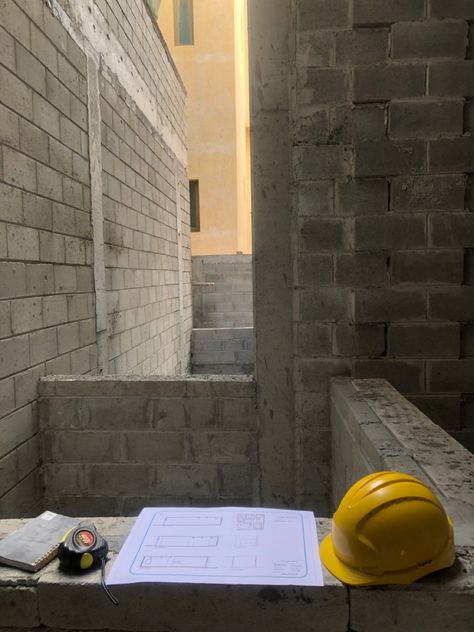 Women Civil Engineer Aesthetic, Civil Engineer Aesthetic, Architecture Engineering Aesthetic, Women In Construction Aesthetic, Civil Engineering Aesthetic, Civil Engineering Works, Interior Design Career, Passport Pictures, Interior Design Student