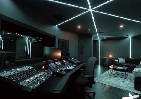 Home Music Rooms Luxury, Luxury Music Studio, Record Studio Aesthetic, Luxury Recording Studio, Music Recording Studio Aesthetic, Home Recording Studio Aesthetic, Dj Studio Room Ideas, Music Studio Room Luxury, Music Studio Interior Design