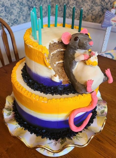 Fat Rat Birthday Cake That I Made For My 11-Year-Old Rat Birthday, Fat Rat, A Rat, Birthday Cake, Baking, Cake, Birthday