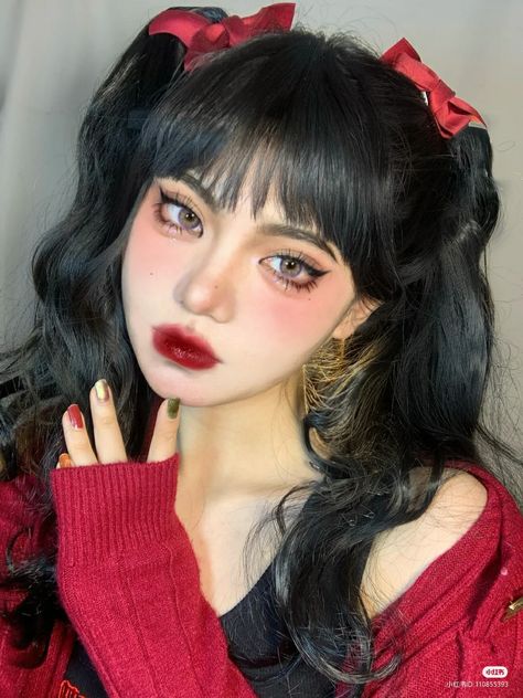 Doll Hairstyles Halloween, Halloween Makeup Asian, Douyin Halloween Makeup, Doll Makeup Aesthetic, Asian Doll Makeup, Asian Halloween, Doll Makeup Halloween, E Girl Makeup, Ulzzang Hair