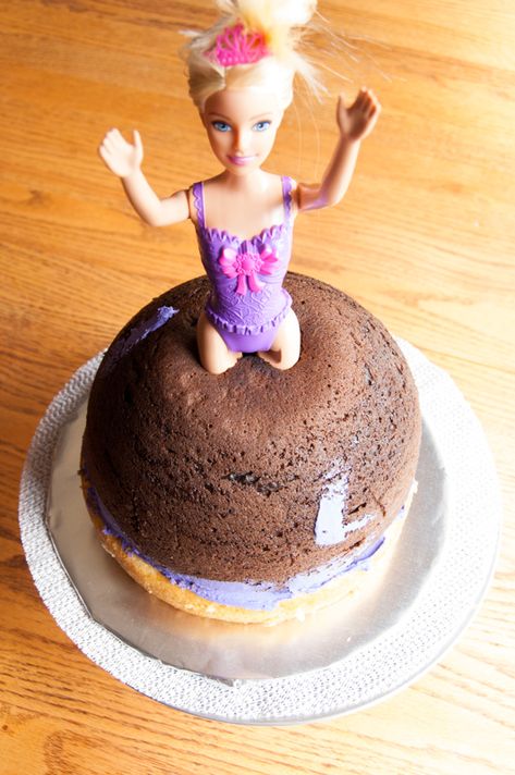 How To Make A (Barbie) Doll Cake Without A Special Pan - Bakin' Care Of Business Pink Birthday Cake Ideas, Themed Cake Ideas, Barbie Themed Cake, Barbie Doll Cake, Pink Birthday Cake, Birthday Cake Ideas, Doll Cake, Pink Birthday, Barbie Doll