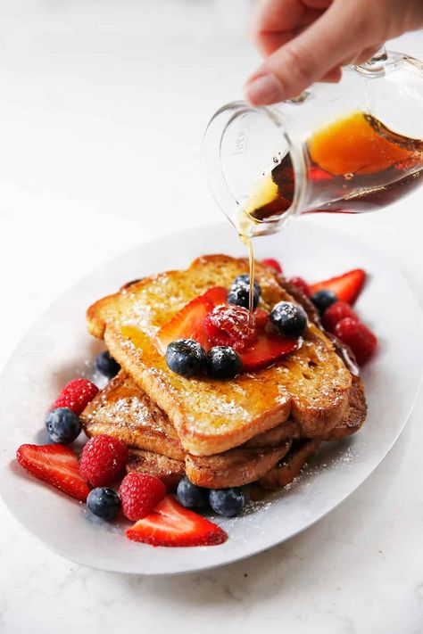 Diner-Style Gluten Free French Toast | Lexi's Clean Kitchen Air Fryer Cannoli, Almond Milk French Toast, Milk French Toast, Cannoli French Toast, Air Fryer French Toast, Gluten Free French Toast, Perfect French Toast, Easy French Toast Recipe, Lexi's Clean Kitchen