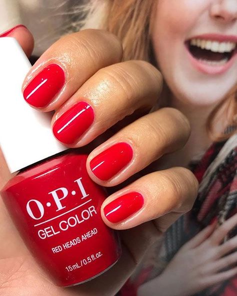 Best Opi Red Gel Polish, Bright Red Opi Gel Polish, Best Red Gel Nail Polish, Christmas Red Opi Gel, Red Nails Gel Polish, Opi Red Gel Polish Colors, Red Nails Fair Skin, Red Nails Opi Gel, Opi Big Apple Red Gel