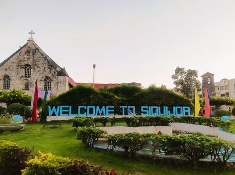 St. Francis of Assisi Church in Siquijor Island is a charming and historic structure that serves as a testament to the island’s rich cultural and religious heritage. Built-in the 17th century, the church is one of the oldest structures in Siquijor and is considered a cultural treasure for its unique architecture and artistic features. Traveling The post St. Francis of Assisi Church: A Must-Visit Destination for Culture and Architecture Enthusiasts on Siquijor Island appeared first on Shell Siquijor Island, Cebu Pacific, St Francis Of Assisi, Cebu City, Francis Of Assisi, Roman Catholic Church, Unique Architecture, Gaming Wallpapers, Old Church