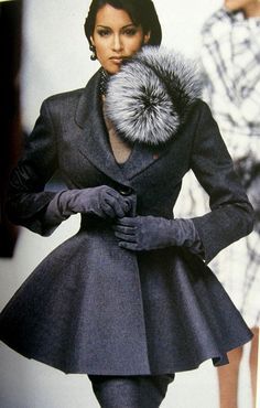 Ahh, The Pretty Things : Photo Peplum Coat, Mode Mantel, Mode Tips, Christian Dior Haute Couture, Dior Haute Couture, Gianfranco Ferre, Dior Fashion, Dior Couture, Zac Posen