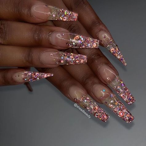 Glitter Encapsulated Nails, Cristal Aesthetic, Glass Nails Designs, Crystals Book, Christmas Present Nails, Encapsulated Nails, Crystal Vibes, Gold Glitter Nails, Nail Time