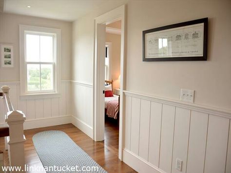 Vertical shiplap Vertical Wainscoting, Shiplap Vertical, Shiplap Wainscoting, Shiplap Living Room, Vertical Shiplap, Shiplap Bathroom, Simple Bathroom Decor, Bathroom Red, Chair Rail