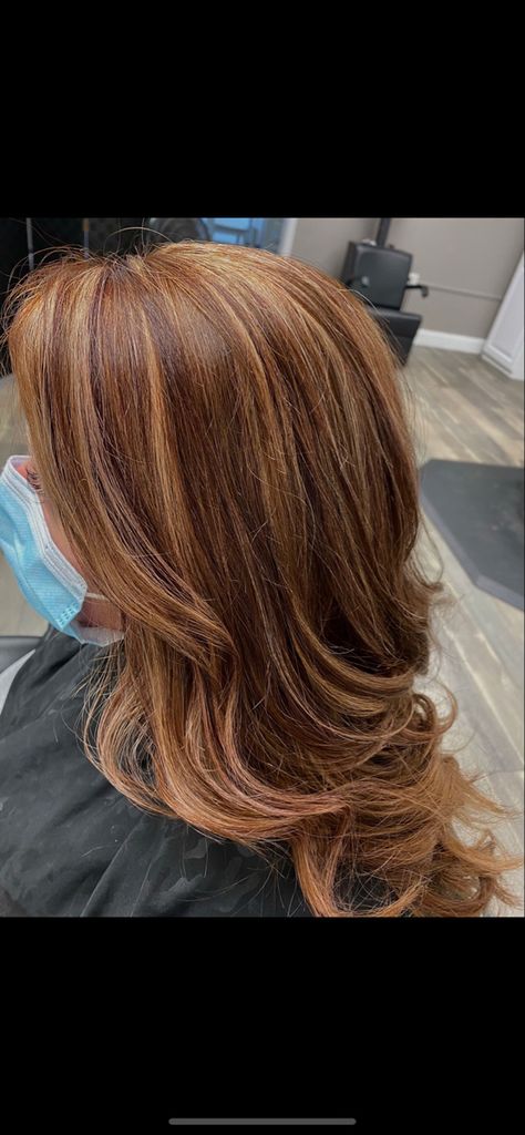 Balayage, Lowlights In Ginger Hair, Natural Ginger Hair Dye Ideas, Ginger And Brown Highlights, Ginger Brown With Highlights, Ginger Highlights And Lowlights, Redhead With Brown Lowlights, Natural Ginger Hair With Lowlights, Brown Highlights On Ginger Hair