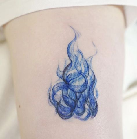 Flame Tattoo Realistic, Minimalistic Fire Tattoo, Purple Flame Tattoo, Flame Flower Tattoo, Pink Flame Tattoo, Fire Shoulder Tattoo, Fire Inspired Tattoo, Realistic Flame Tattoo, Blue Fire Tattoo