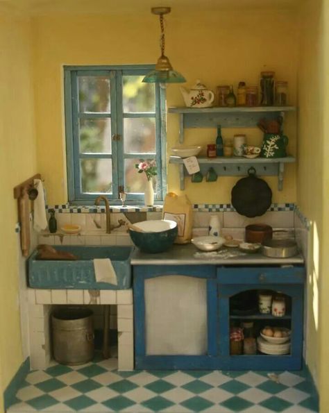 Kitchen Cooker, Room Box Miniatures, Mini Doll House, Dolls House Interiors, Farm Kitchen, Kitchen Stove, Miniature Rooms, Mini Kitchen, Miniature Kitchen