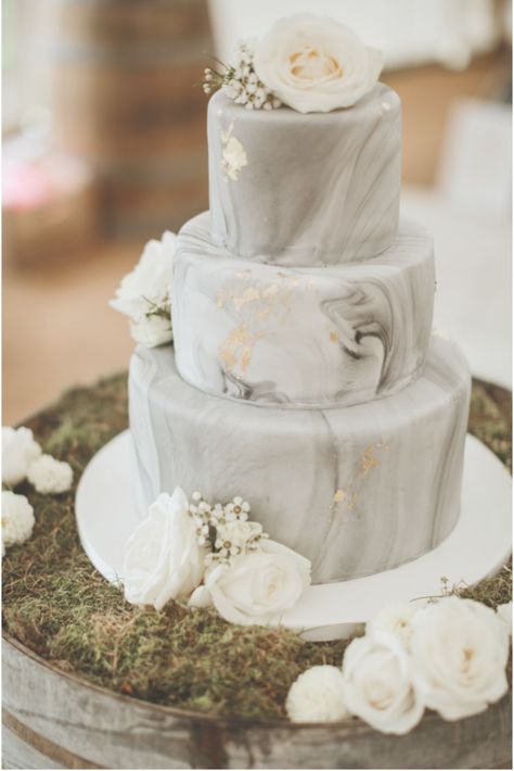 Wedding Cakes Spring, Spring Wedding Cakes, Wedding Cakes Rustic, Vintage Wedding Cakes, Simple Wedding Cakes, Wedding Cakes Simple, Wedding Cake Marble, Marble Wedding Cake, Wedding Table Toppers