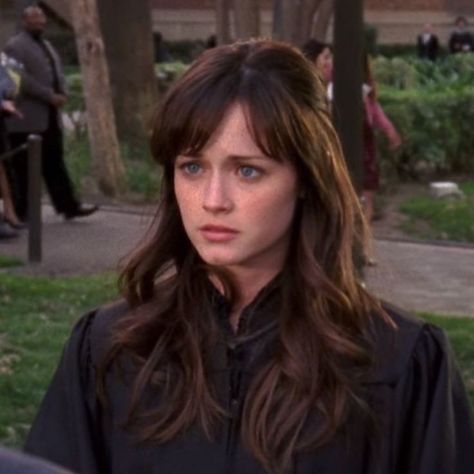 Rory Gilmore Hair, Rory Gilmore, Brown Hair, Bangs, Drama, Hairstyles, Hair, On Instagram, Blue