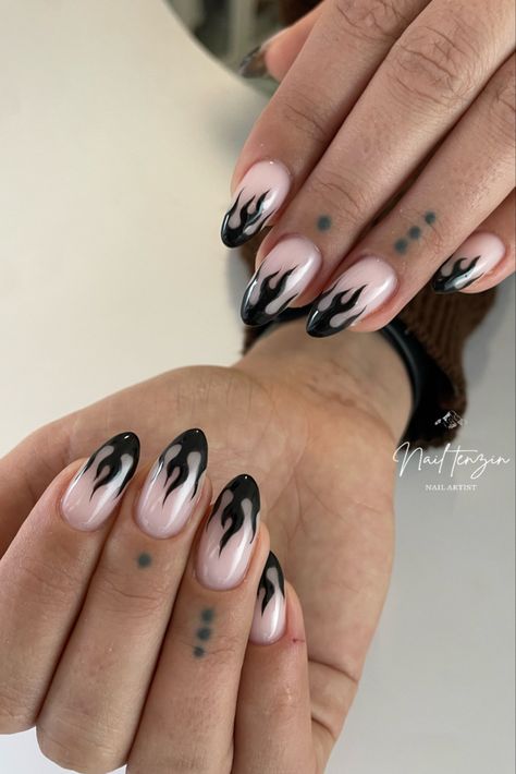 Fire Design Nails Acrylic, One Hand White And One Hand Black Nails, Silver Fire Nails, Break Up Nails Design, Black Flame Almond Nails, Round Flame Nails, Black French Tip Nails With Flames, Nail Flames Design, Black And White Flame Nail Designs